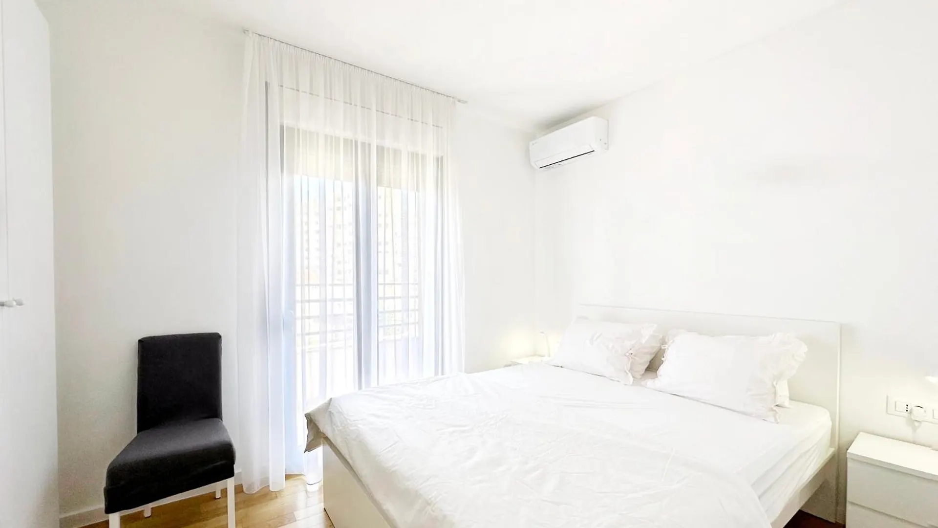 S'Akvarel 2 & 3 - Private Garage Apartment Split