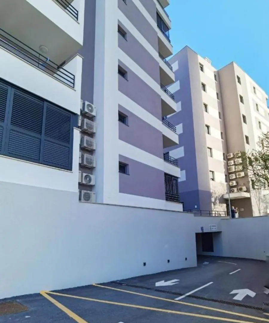 S'Akvarel 2 & 3 - Private Garage Apartment Split