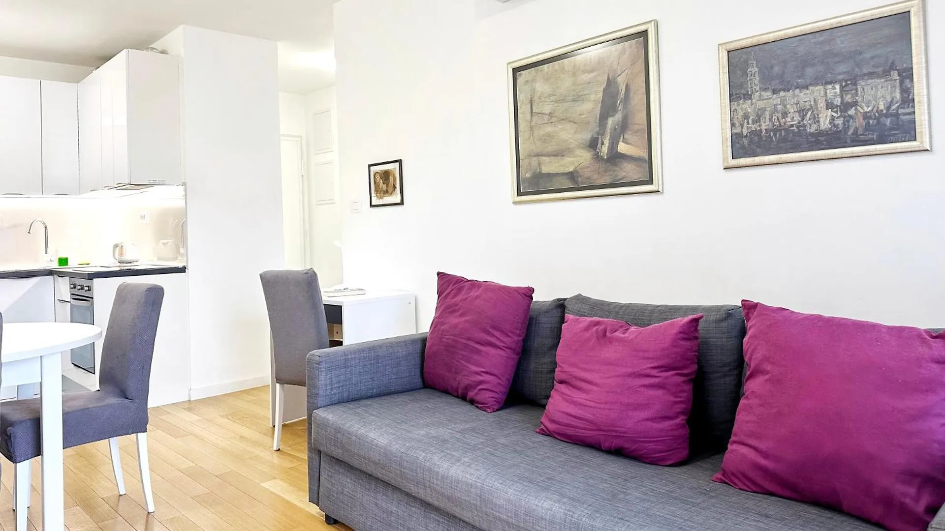 S'Akvarel 2 & 3 - Private Garage Apartment Split